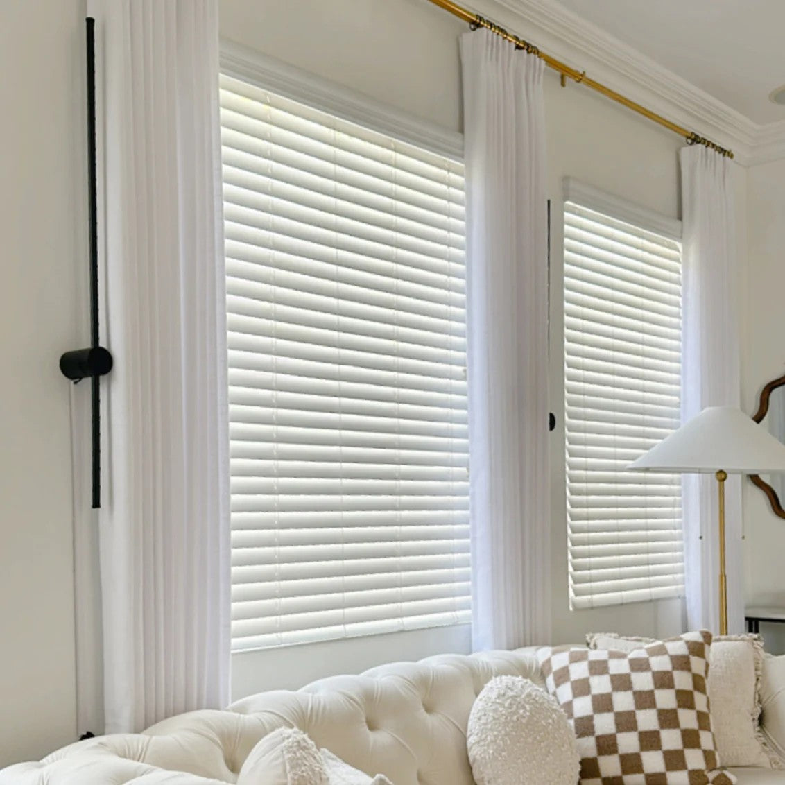 Aluminum Venetian Blinds – Custom Size Mini Blinds